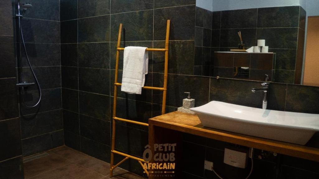 Bed and Breakfast O Petit Club Africain Dakar Zewnętrze zdjęcie